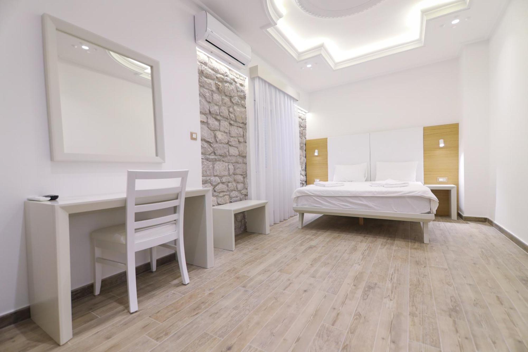 Hotel Rr Херцег-Новий Екстер'єр фото